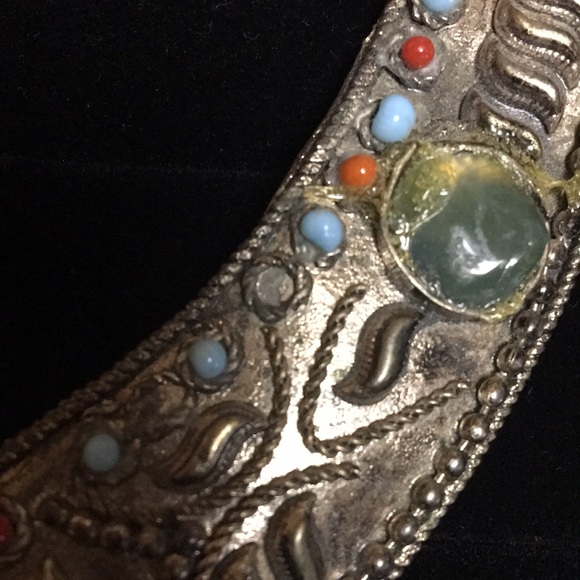 Metallic and stone necklace from Kenya - Picture 7 of 8